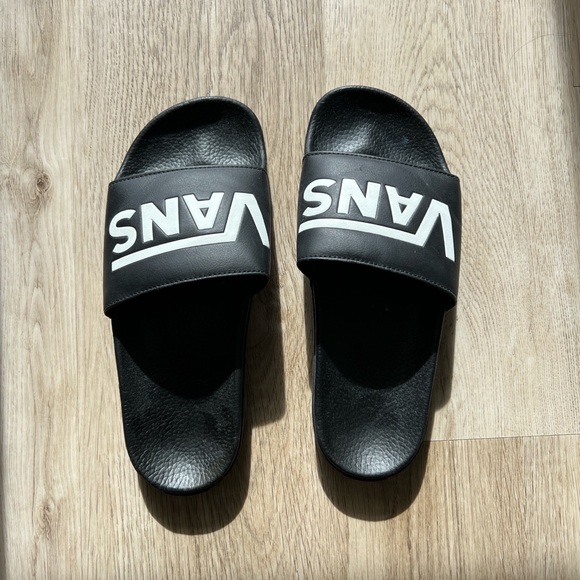Vans Shoes - Black Vans slides